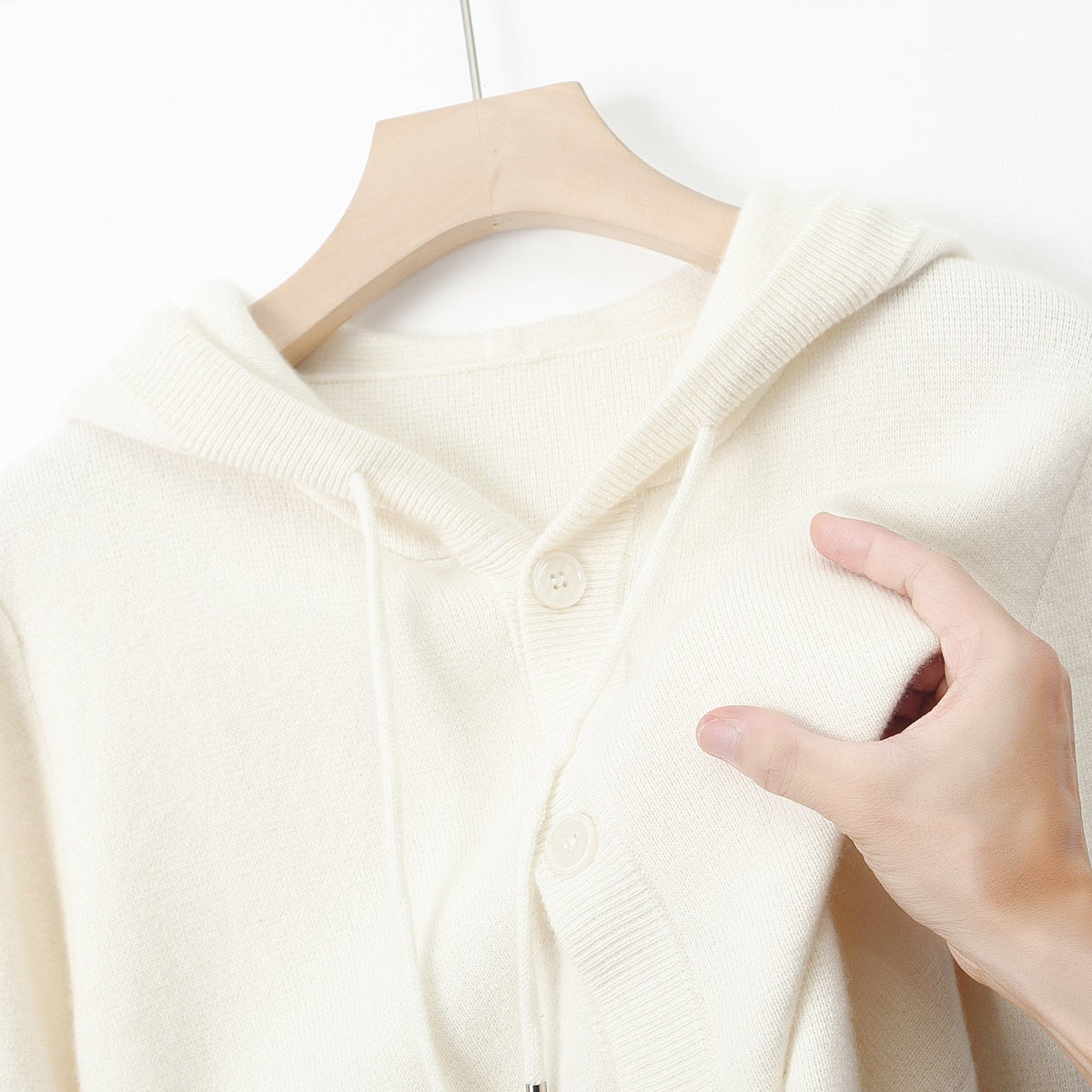 Mavoni Wool Hooded Button-Up Cardigan